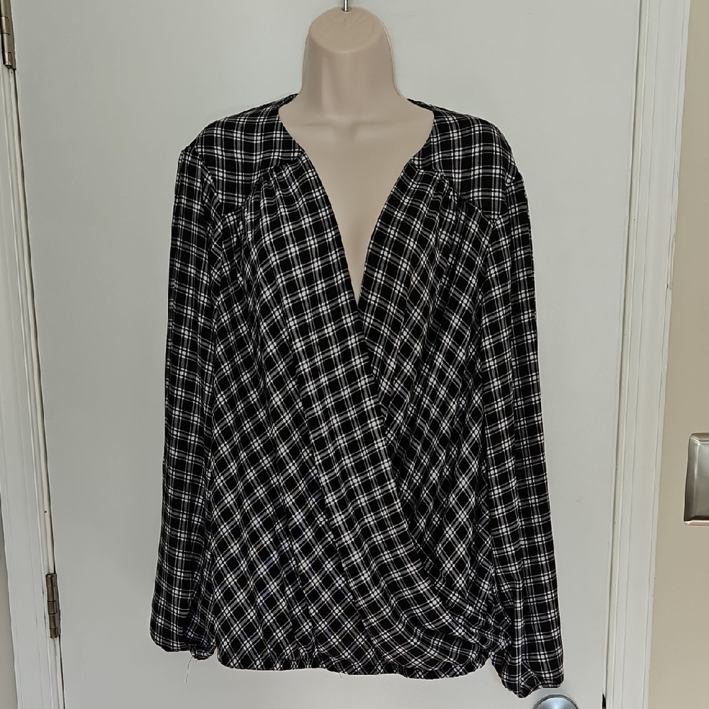 Torrid Surplice Plaid Cross Front Top Torrid Size 2